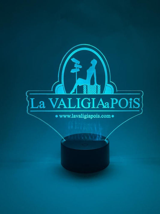 Lampada led personalizzata con foto in plexiglass - Identity SRLs