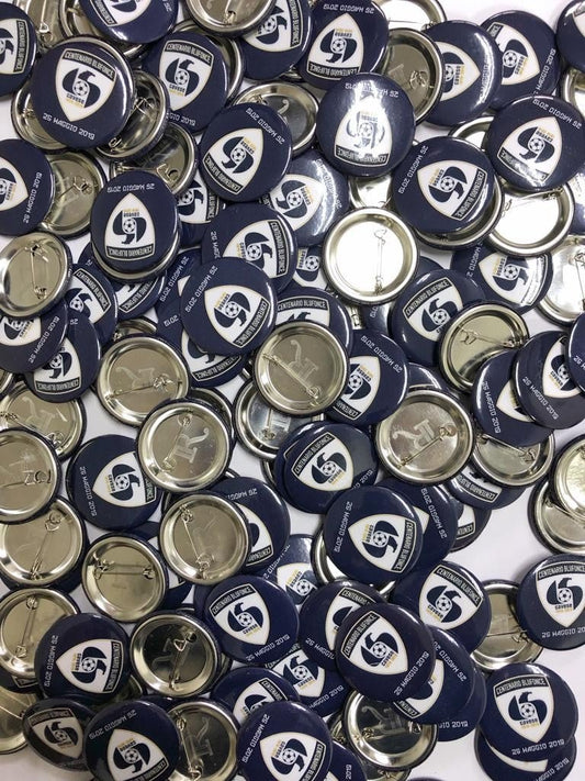 Spilla rotonda in latta 44 mm - Identity SRLs